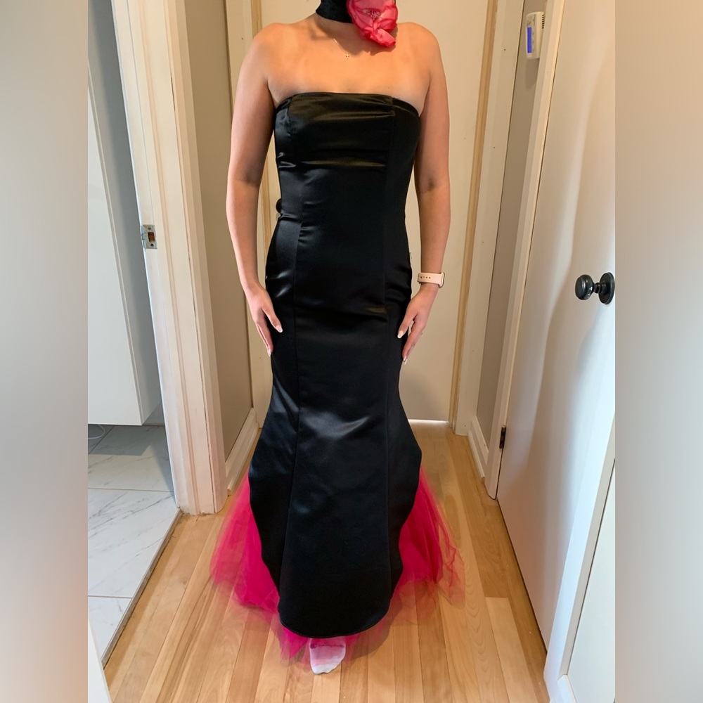 Black and Pink Gunne Sax Prom Dress - Picture 4 of 17